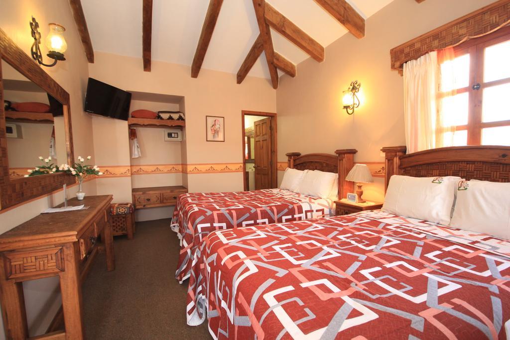 Hotel La Casa De Mama Сан-Кристобаль-де-Ла-Касас Экстерьер фото