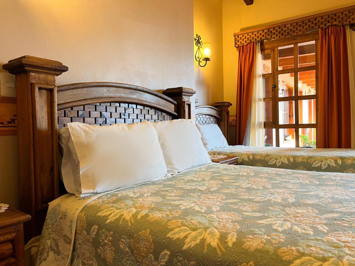 Hotel La Casa De Mama Сан-Кристобаль-де-Ла-Касас Экстерьер фото