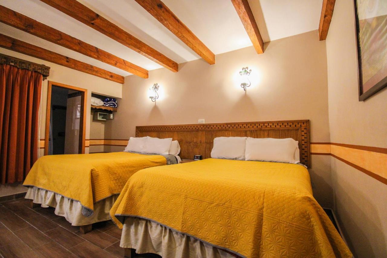Hotel La Casa De Mama Сан-Кристобаль-де-Ла-Касас Экстерьер фото
