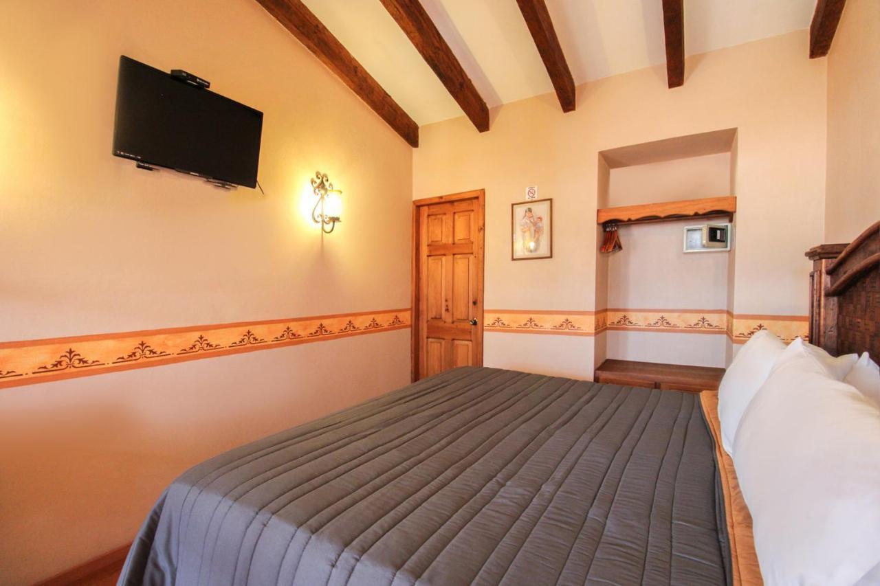 Hotel La Casa De Mama Сан-Кристобаль-де-Ла-Касас Экстерьер фото